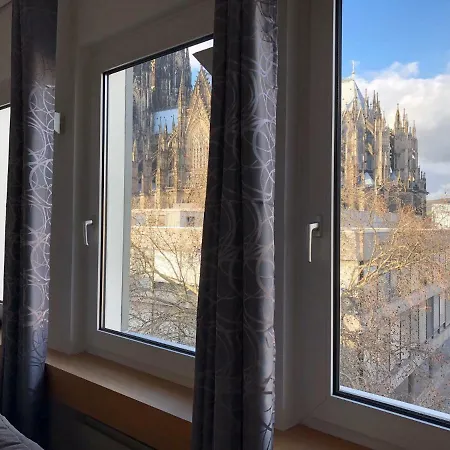 Domblick! Wunderschone In Der City Lejlighed Köln
